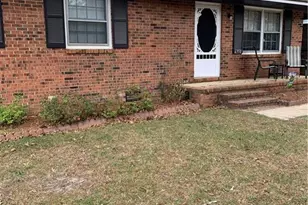 6350 Rockford Dr, Fayetteville, NC 28304 - Photo 4