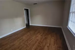 1005 N Elm St, Lumberton, NC 28358 - Photo 2