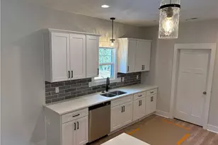 15640 Raccoon Run, Wagram, NC 28396 - Photo 6