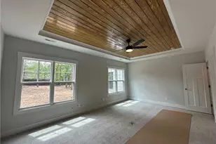 15640 Raccoon Run, Wagram, NC 28396 - Photo 12