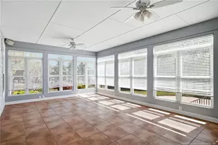 1302 Oakridge Blvd, Lumberton, NC 28358 - Photo 10