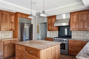 1302 Oakridge Blvd, Lumberton, NC 28358 - Photo 14