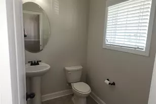 804 Misty Meadow Ln, Fayetteville, NC 28304 - Photo 4