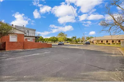 101 E 2nd Street, Pembroke, NC 28372 - Photo 12