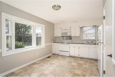 563 Alleghany Road, Fayetteville, NC 28304 - Photo 10