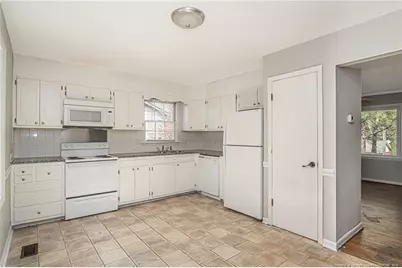 563 Alleghany Road, Fayetteville, NC 28304 - Photo 12