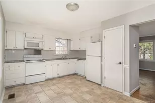 563 Alleghany Rd, Fayetteville, NC 28304 - Photo 12