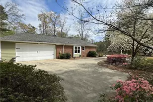 105 Polaris Ct, Raeford, NC 28376 - Photo 8