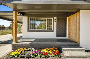 1854 Camelot Dr, Fayetteville, NC 28304 - Photo 2