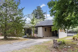 324 Bartow Dr, Fayetteville, NC 28301 - Photo 2