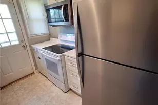 836-B Ridge Rd, Fayetteville, NC 28311 - Photo 6