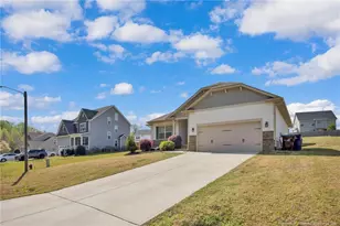 228 Glendale Cir, Sanford, NC 27332 - Photo 2