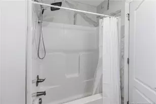 6117 Long Creek Ct, Fayetteville, NC 28311 - Photo 20