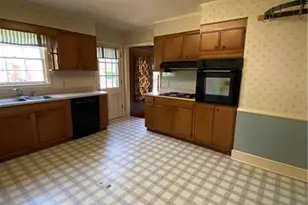 206 W 32nd St, Lumberton, NC 28358 - Photo 10