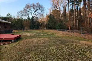 1303 Middle Rd, Fayetteville, NC 28312 - Photo 4