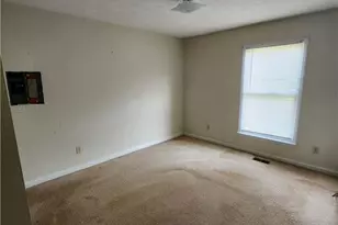 6605 Omni Ct, Fayetteville, NC 28314 - Photo 8