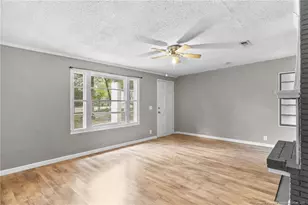 1061 Bernadine St, Fayetteville, NC 28311 - Photo 4