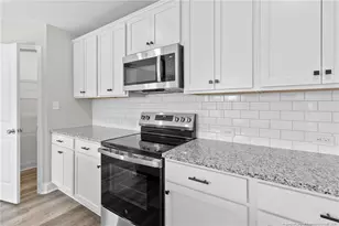 8021 Blaze Ct, Fayetteville, NC 28314 - Photo 10