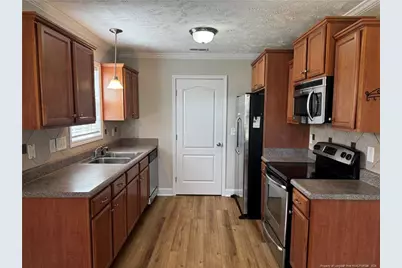 2118 Queen Elizabeth Lane, Hope Mills, NC 28348 - Photo 6