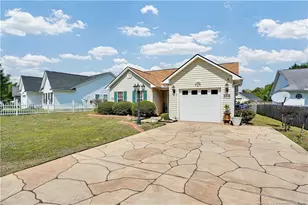 417 Glen Allen St, Fayetteville, NC 28314 - Photo 1