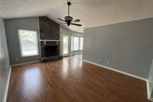 3355 Lubbock Dr, Hope Mills, NC 28348 - Photo 4