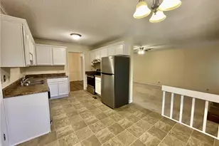 2109 Hollyridge Pl, Fayetteville, NC 28304 - Photo 8