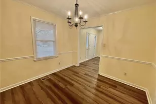 2109 Hollyridge Pl, Fayetteville, NC 28304 - Photo 4