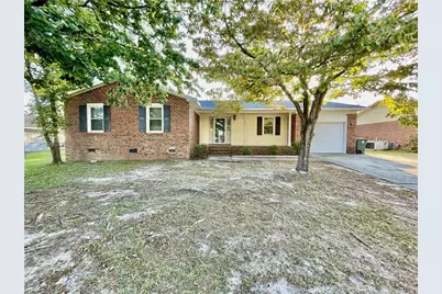 2109 Hollyridge Place, Fayetteville, NC 28304 - Photo 1