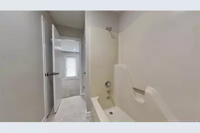 933 Creek Side Run, Fayetteville, NC 28303 - Photo 18