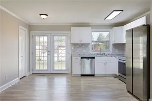 1002 Able St, Elizabethtown, NC 28337 - Photo 8