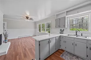 408 Sherwood Dr, Sanford, NC 27330 - Photo 14