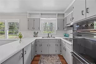 408 Sherwood Dr, Sanford, NC 27330 - Photo 12