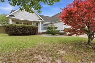 121 Van Buren Dr, Raeford, NC 28376 - Photo 2