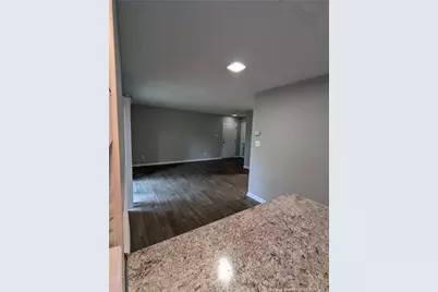 833 Applewood Lane, Fayetteville, NC 28303 - Photo 8