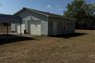 1395 Split Rail Dr, Parkton, NC 28371 - Photo 20