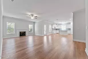 233 Telluride Ct, Aberdeen, NC 28315 - Photo 2