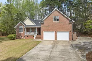 2399 Middleton Ct, Fayetteville, NC 28306 - Photo 2