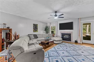 2399 Middleton Ct, Fayetteville, NC 28306 - Photo 8