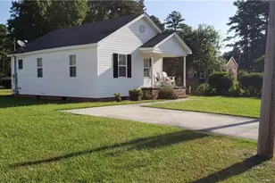 306 W 22nd St, Lumberton, NC 28358 - Photo 2