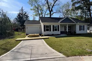 320 Currie Ct, Fayetteville, NC 28301 - Photo 2