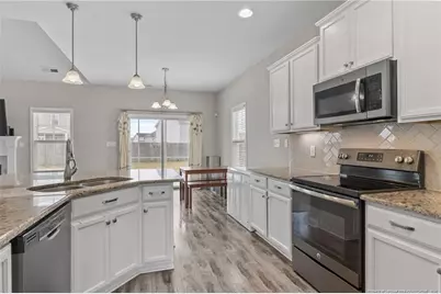 3049 N Kilchattan Drive, Fayetteville, NC 28306 - Photo 4