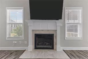 3049 N Kilchattan Dr, Fayetteville, NC 28306 - Photo 12