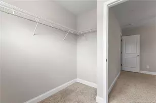 3049 N Kilchattan Dr, Fayetteville, NC 28306 - Photo 28