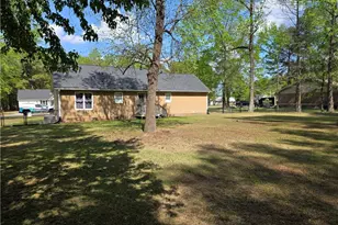 257 Berwick Dr, Raeford, NC 28376 - Photo 8