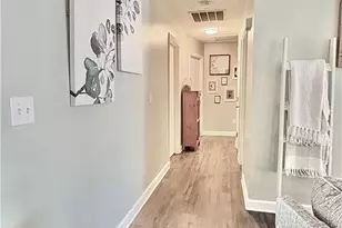 372 Woodberry Cir, Raeford, NC 28376 - Photo 6