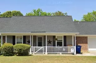 372 Woodberry Cir, Raeford, NC 28376 - Photo 1