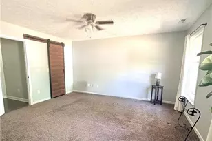 372 Woodberry Cir, Raeford, NC 28376 - Photo 8