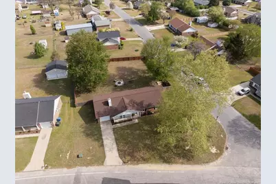 7686 Beverly Drive, Fayetteville, NC 28314 - Photo 4