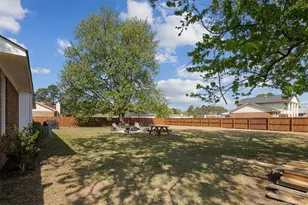 7686 Beverly Dr, Fayetteville, NC 28314 - Photo 36