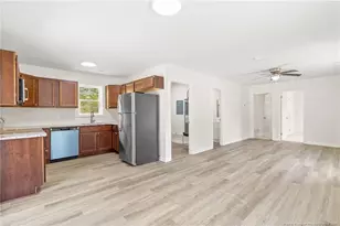 401 Cedric St, Fayetteville, NC 28303 - Photo 8